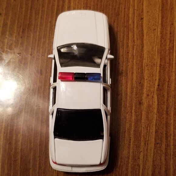 Colorado State Police Road Champs die cast police car 1:43 scale - Picture 9 of 10